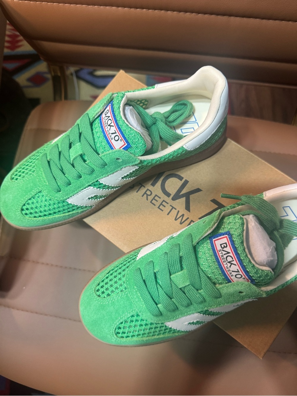 Back 70 Sneakers - Picture 2 of 7